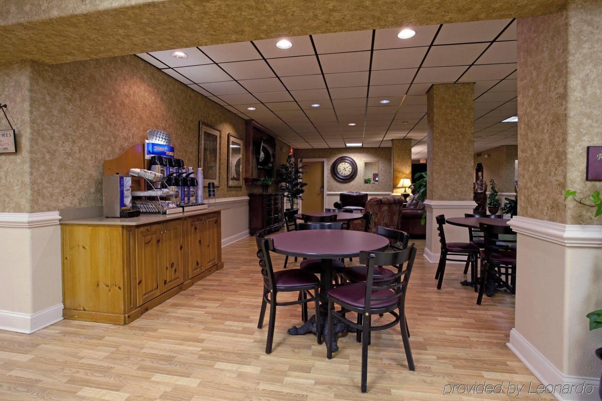 Moncks Corner Inn Hotel